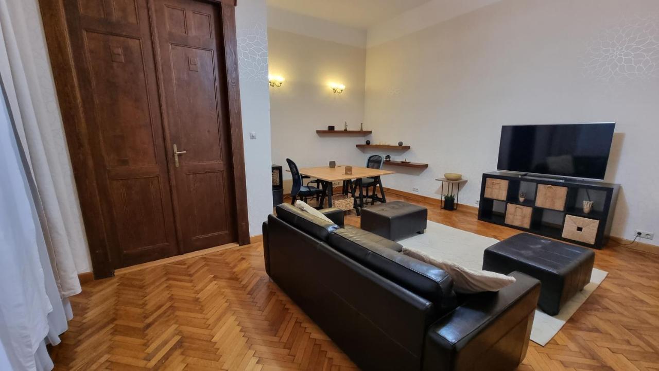 Neuhausz Suite - Ultracentral Temeşvar Dış mekan fotoğraf